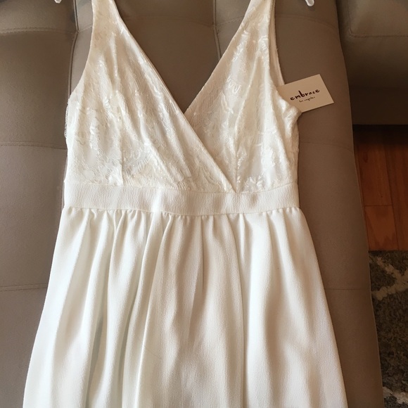 Sale! USA Made, beautiful lace, Ivory dress - Picture 8 of 8